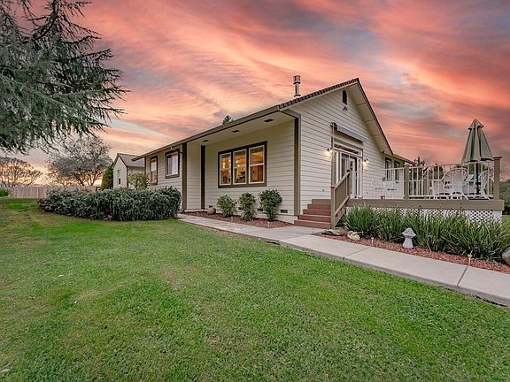 5th image of 3740 Bell Rd