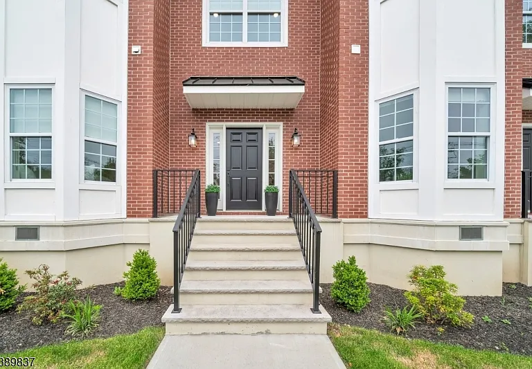 70 Ridgedale Ave #102 — Photo 5