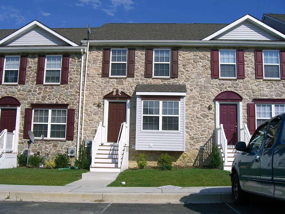 126 Vince Dr