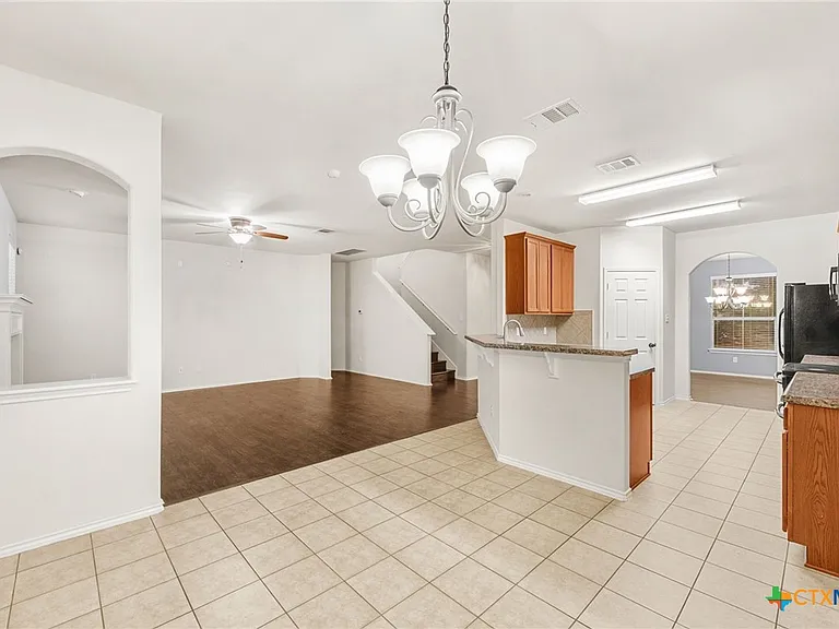 5101 Birmingham Cir — Photo 13