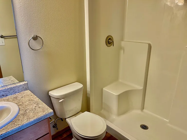 921 N Stanley St — Photo 11