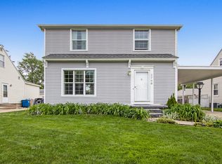 2746 Pinehurst Rd, Muskegon, MI 49441