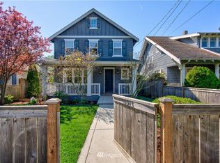 10045 40th Ave SW, Seattle, WA 98146