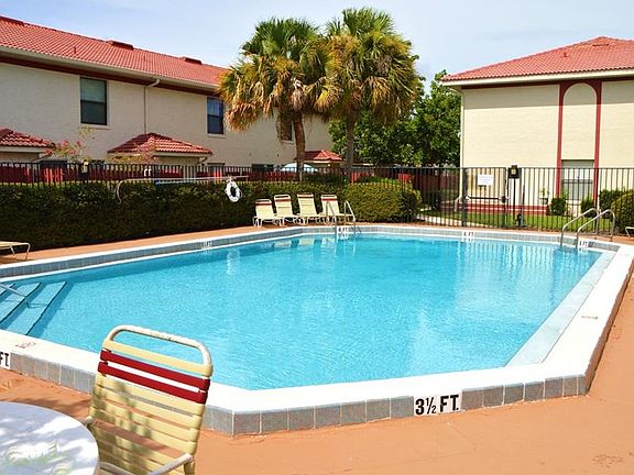 2nd image of 1633 Eagle Creek Cir #39