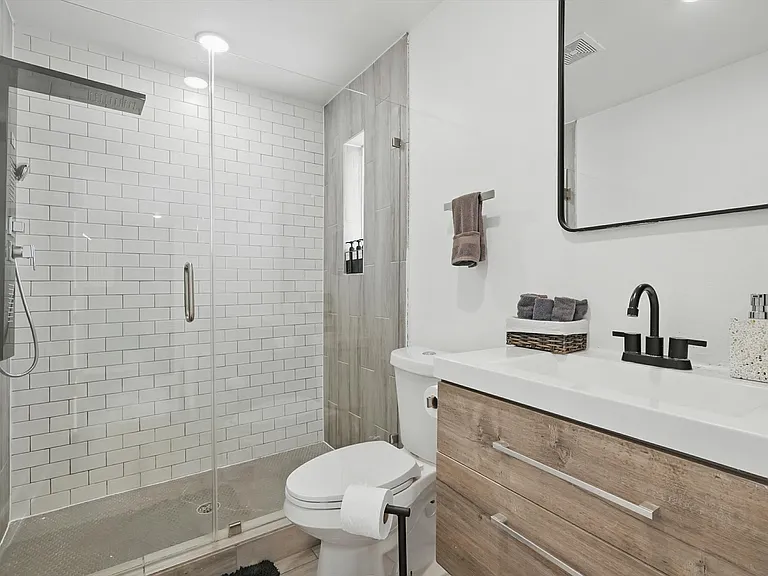 4416 San Jacinto St #102 — Photo 5