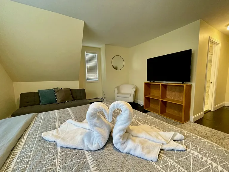 58 Bowdoin Ave #2F — Photo 28