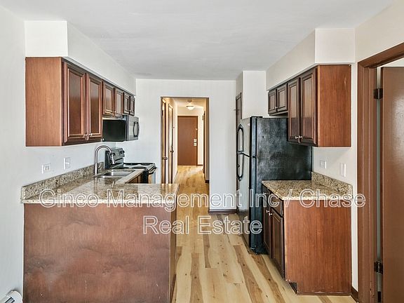 2nd image of 2450 Terrace Ave APT 1W