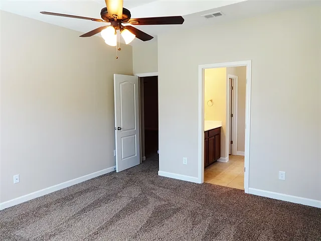 515 Crossland Dr — Photo 13