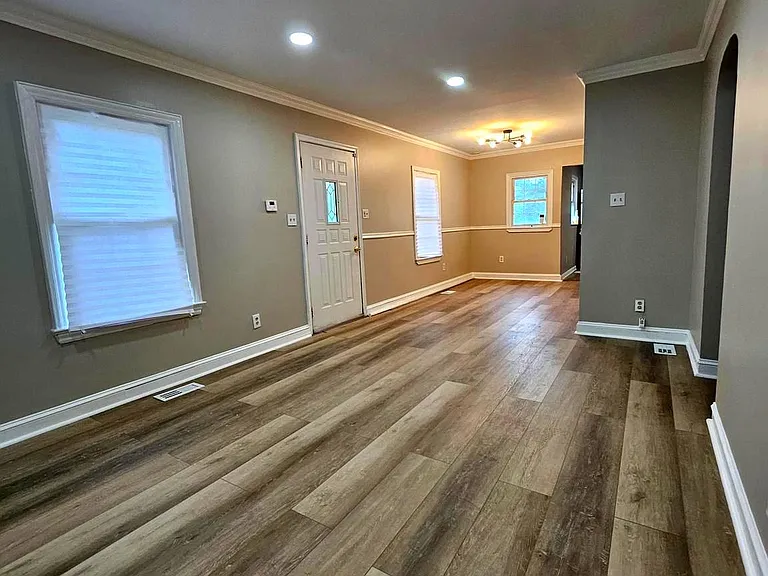 6010 Reed St — Photo 2