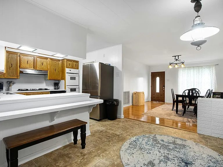 Kitchen & Dining Room