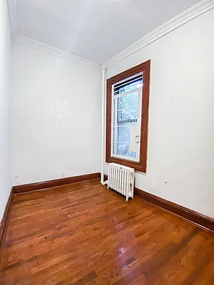 Rented by City Connections Realty | media 24