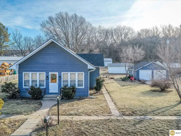 610 2nd St, Pisgah, IA 51564