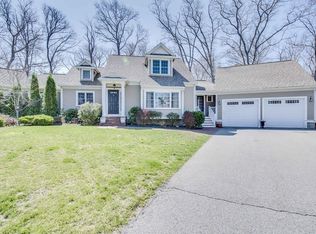 8 Lawson Ter, Scituate, MA 02066