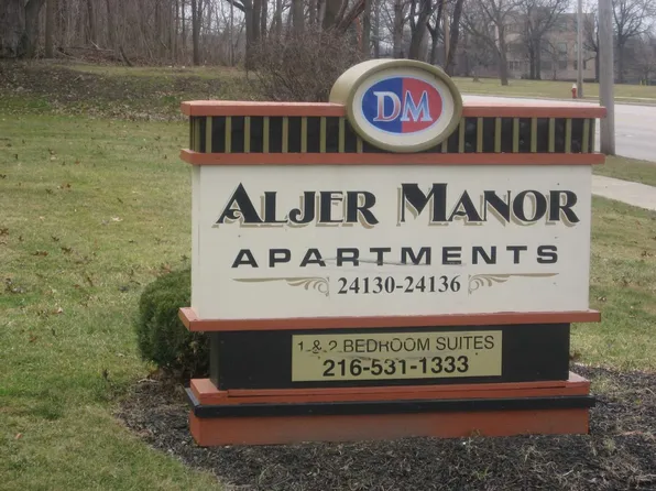Aljer Manor Apartments