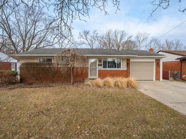 33515 Vista Way, Fraser, MI 48026