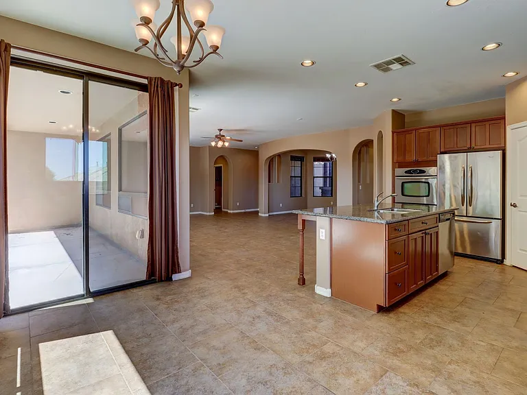 2905 Leonita Ct — Photo 16