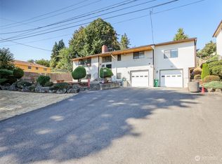 5479 25th Ave S, Seattle, WA 98108