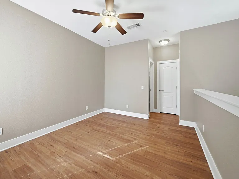 Northgate Proper — Photo 35
