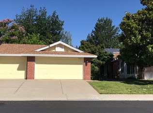 9467 Crowell Dr, Elk Grove, CA 95624