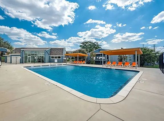 4th image of 8320 Heidi Ln #3