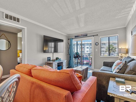 5th image of 400 Plantation Dr #2115