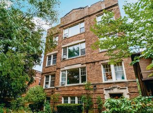 2016.5 W Greenleaf Ave #2C, Chicago, IL 60645