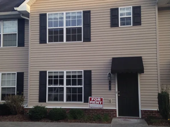 2121 Greenwood Dr S #400, Johnson City, TN 37604