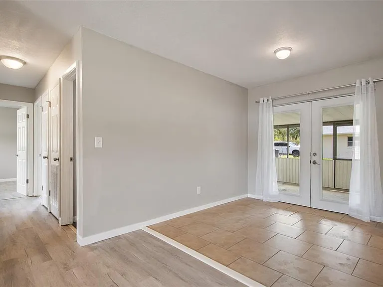 111 Amigos Rd — Photo 8