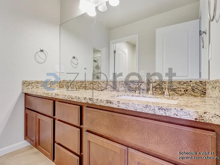 238 Slate Ave — Photo 8