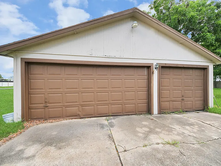 535 Pampa St — Photo 10