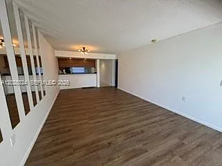 1502 Whitehall Dr #105 — Photo 4