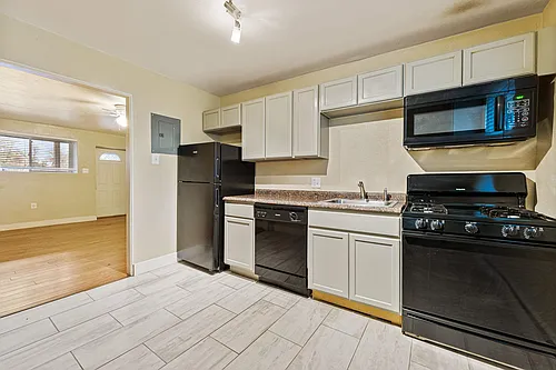 1214 Zephyr St #1214 Photo 1