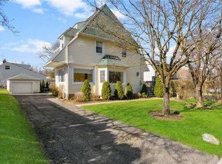 189 Weaver St, Larchmont, NY 10538