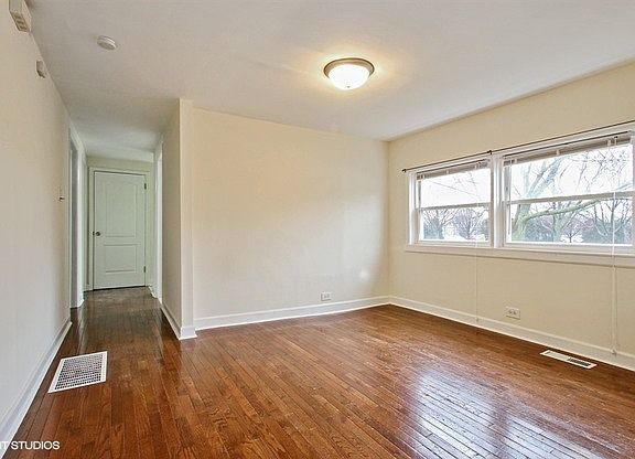 5th image of 1848 Ashland Ave