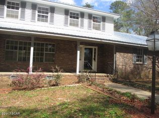 4692 Berkshire Rd, Marianna, FL 32446