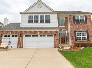 2060 Edgartown Ln, Hoffman Estates, IL 60192