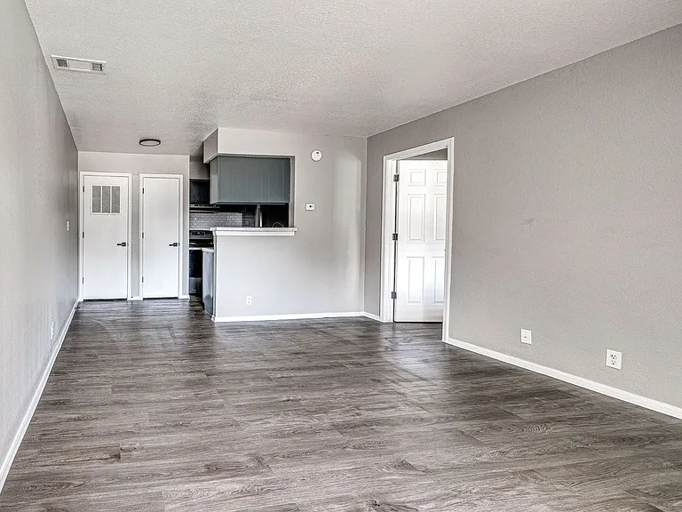 Boulder Ridge Apartments | Newly Remodeled East Tulsa | Broken Arrow Schools + W/D Hookups — Photo 32