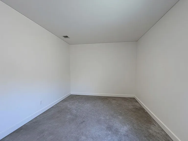 4100 Darlington Way — Photo 31
