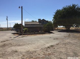 5923 Fox Rd, Merced, CA 95348