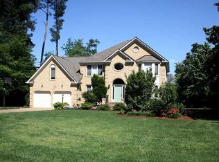 3 Watkins Cir, Poquoson, VA 23662