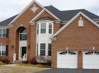 76 Macfarlane Cir, Monroe Township, NJ 08831