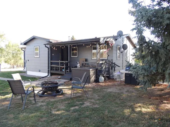 1446 Evanston Ave, Hot Springs, SD 57747