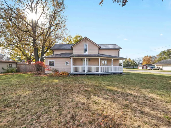 22602 Stenger St, Woodburn, IN 46797
