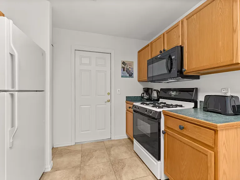 4534 Oakbrook Ct — Photo 11