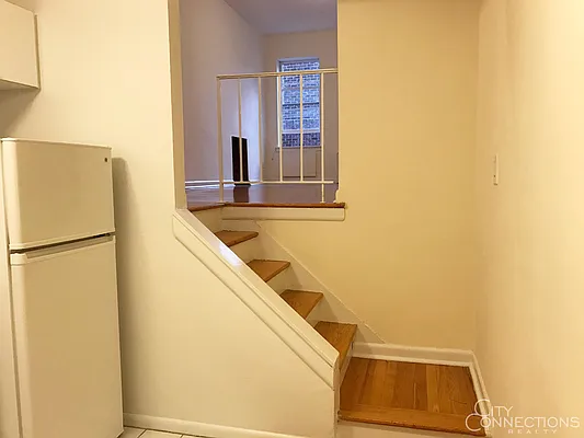 Rented by City Connections Realty | media 28