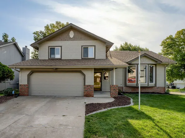 3725 S 155th St, Omaha, NE 68144