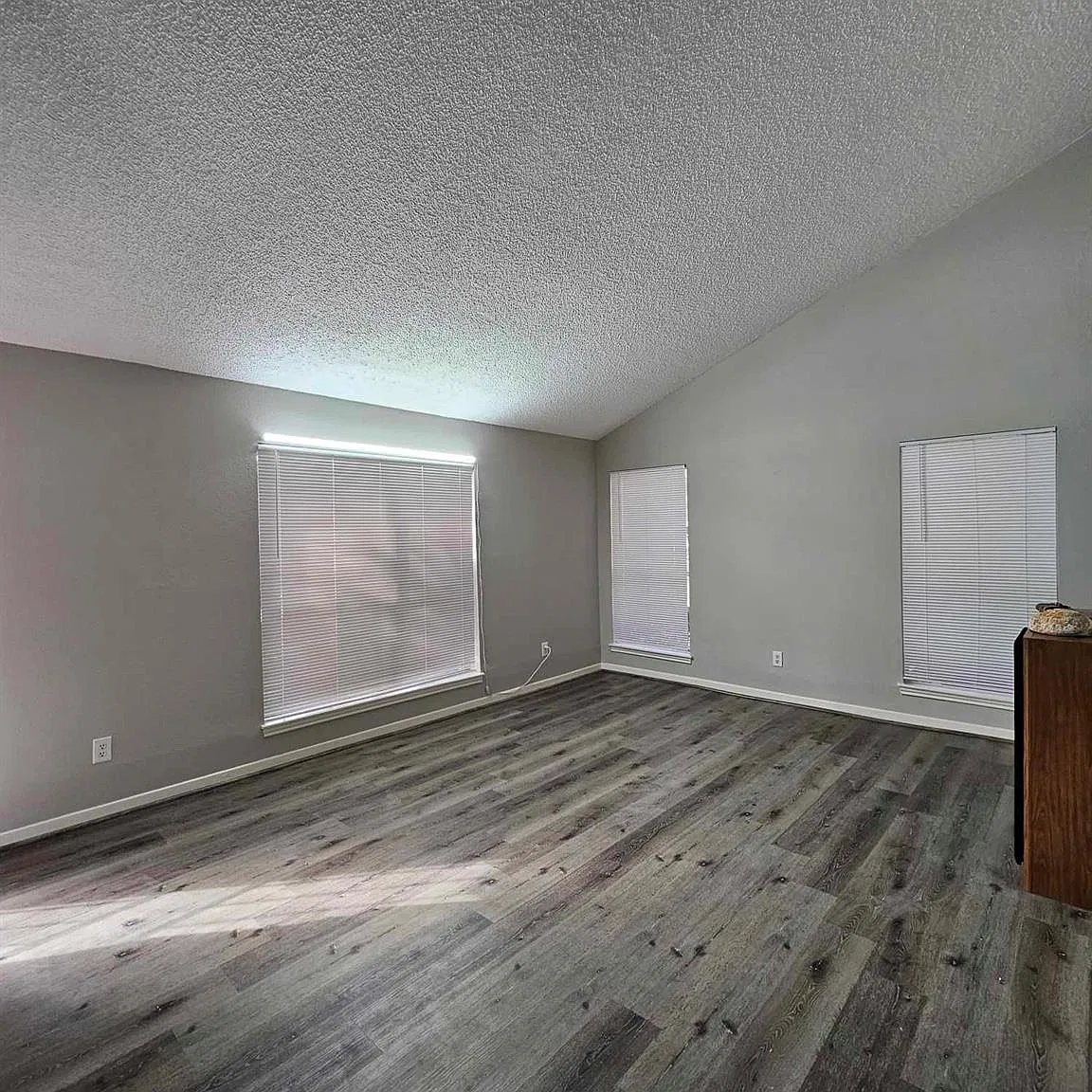 2 bed, 2.0 bath, 1500 sqft, $1,600 — Photo 4