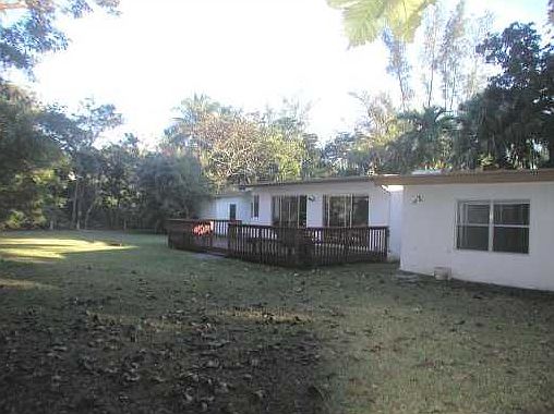 2nd image of 5811 N Kendall Dr