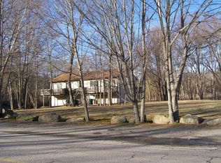 99 Jackson Flat Rd #B, Hope, RI 02831