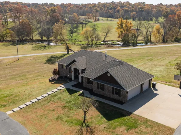 5105 W Dulin Lane, Brookline, MO 65619